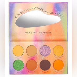 We are Fluide Space-Inspired 9-Color Eyeshadow Palette — Multi-Color Funky 💚💜